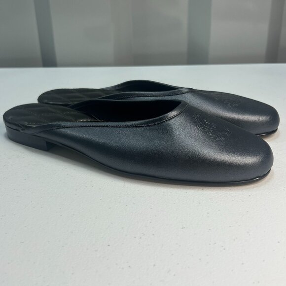 Victoria's Secret Slip On Flat Navy Blue Loafers Size Medium NIB House Shoes - Picture 1 of 10